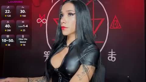 Snapshot of victoriavampire666 chatting on 11.27.25 Victoria Vampire online show from 11.27.25