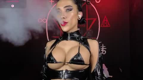 Victoria Vampire online show from 05.10.26