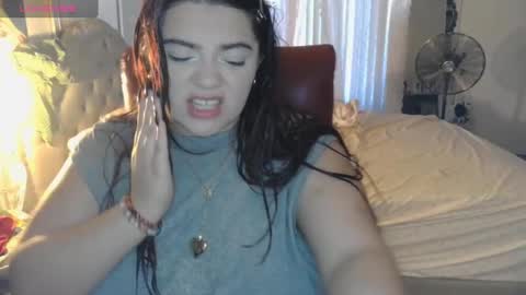 Snapshot of viennavisabelle chatting on 09.24.25 viennavisabelle online show from 09.24.25