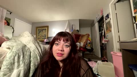 Snapshot of viennavisabelle chatting on 10.05.25 viennavisabelle online show from 10.05.25