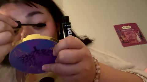 Snapshot of viennavisabelle chatting on 10.18.25 viennavisabelle online show from 10.18.25
