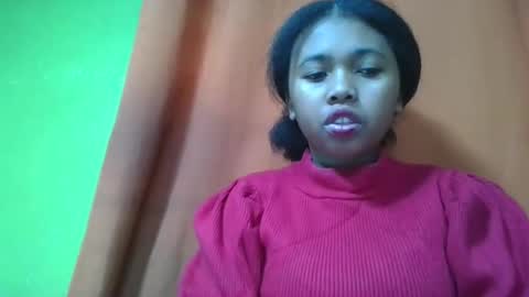 Snapshot of vierge28430 chatting on 05.19.26 vierge28430 online show from 05.19.26