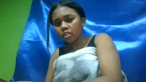 Snapshot of vierge28430 chatting on 06.12.26 vierge28430 online show from 06.12.26