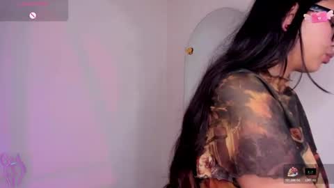 Snapshot of viioleett_cum chatting on 07.28.26 viioleett_cum online show from 07.28.26