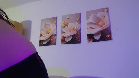 VIOLET  online show from 02.13.26