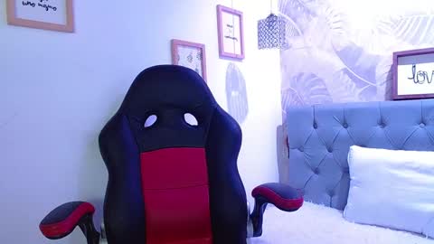 viioleta online show from 02.04.25