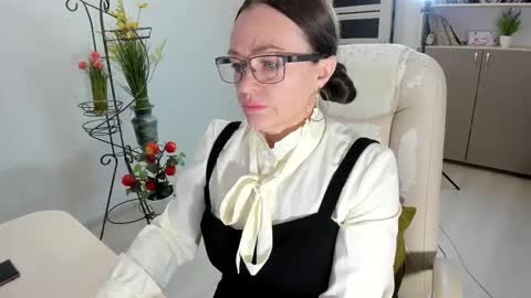 Ukrainian-woman online show from 11.27.25