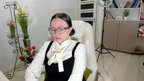 Ukrainian-woman online show from 11.28.25
