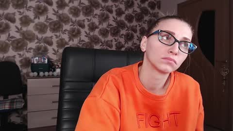 Vika online show from 12.13.24