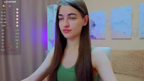 vikiberry online show from 11.13.25