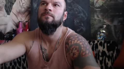 Snapshot of viking_me chatting on 01.08.25 viking online show from 01.08.25