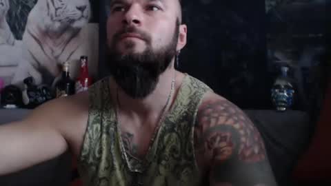 Snapshot of viking_me chatting on 01.26.25 viking online show from 01.26.25