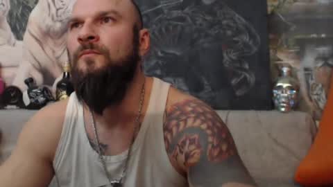 Snapshot of viking_me chatting on 01.26.25 viking online show from 01.26.25