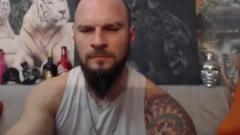 Snapshot of viking_me chatting on 01.30.25 viking online show from 01.30.25