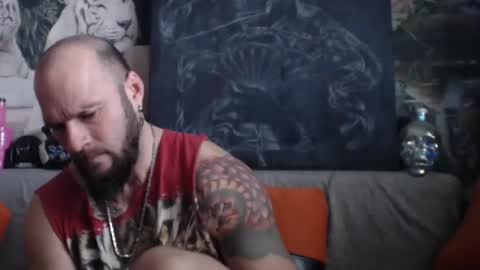 Snapshot of viking_me chatting on 02.02.25 viking online show from 02.02.25