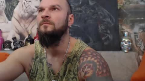 Snapshot of viking_me chatting on 02.03.25 viking online show from 02.03.25