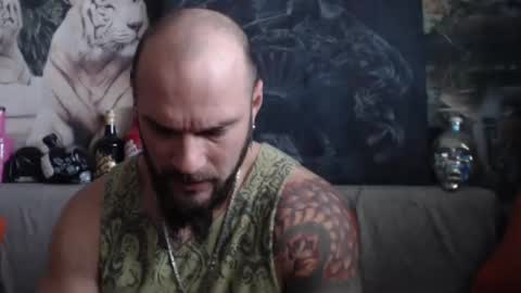 Snapshot of viking_me chatting on 02.04.25 viking online show from 02.04.25