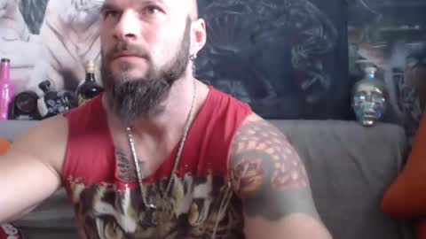 Snapshot of viking_me chatting on 02.17.25 viking online show from 02.17.25