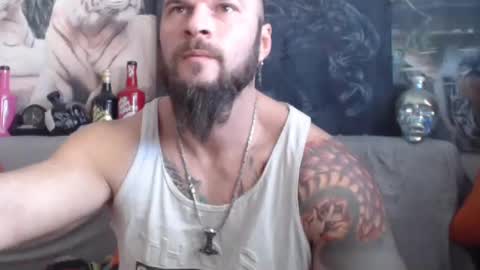 Snapshot of viking_me chatting on 02.20.25 viking online show from 02.20.25