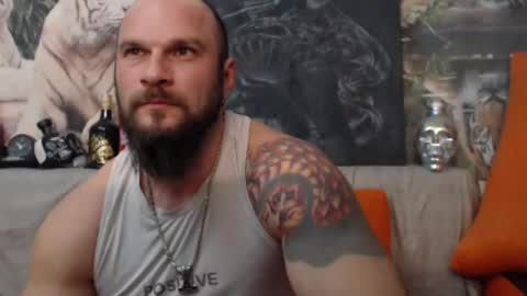 Snapshot of viking_me chatting on 02.26.25 viking online show from 02.26.25