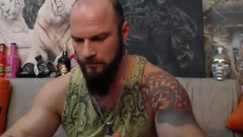 Snapshot of viking_me chatting on 03.02.25 viking online show from 03.02.25