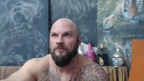 Snapshot of viking_me chatting on 09.30.25 viking online show from 09.30.25