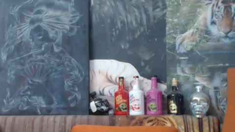 Snapshot of viking_me chatting on 10.15.25 viking online show from 10.15.25