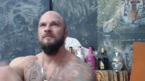 Snapshot of viking_me chatting on 11.15.25 viking online show from 11.15.25