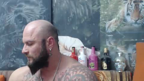 Snapshot of viking_me chatting on 11.23.25 viking online show from 11.23.25