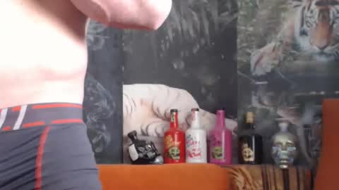 Snapshot of viking_me chatting on 11.26.25 viking online show from 11.26.25