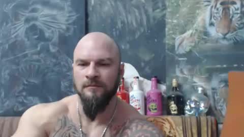 Snapshot of viking_me chatting on 12.17.25 viking online show from 12.17.25