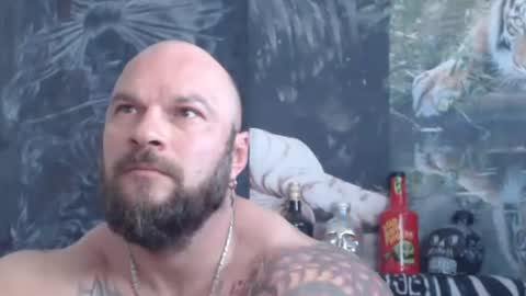 Snapshot of viking_me chatting on 05.31.26 viking online show from 05.31.26