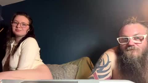 Snapshot of vikingandvixen44 chatting on 10.24.25 vikingandvixen44 online show from 10.24.25