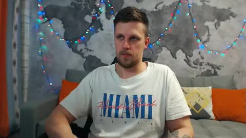 Snapshot of vikingchrisss chatting on 12.23.24 vikingchrisss online show from 12.23.24