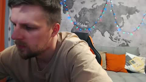 Snapshot of vikingchrisss chatting on 12.28.24 vikingchrisss online show from 12.28.24