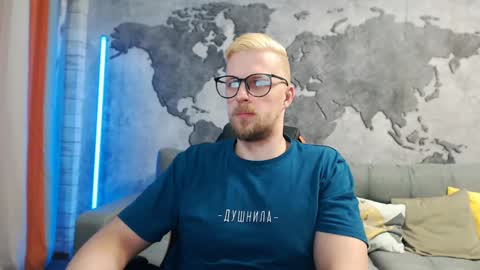 Snapshot of vikingchrisss chatting on 01.24.25 vikingchrisss online show from 01.24.25
