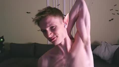 Max online show from 10.24.25