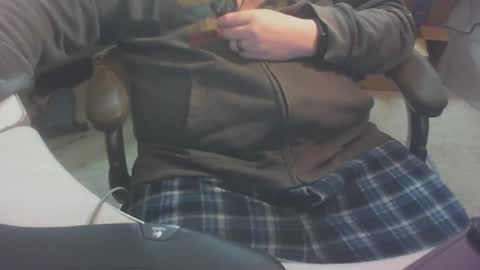 Snapshot of viktor_krum chatting on 01.06.25 viktor_krum online show from 01.06.25