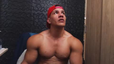 Viktor Herrera online show from 11.02.25