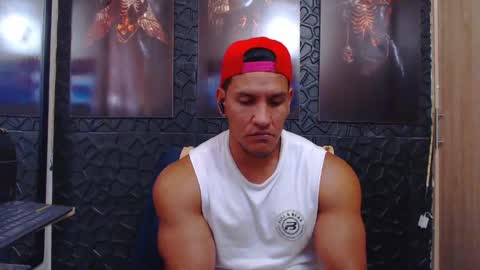 Viktor Herrera online show from 04.18.26