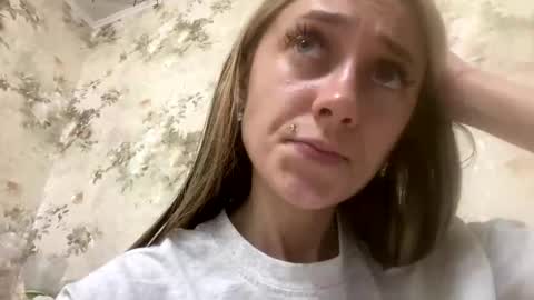 Snapshot of viktoria9898 chatting on 06.09.26 Sweett online show from 06.09.26
