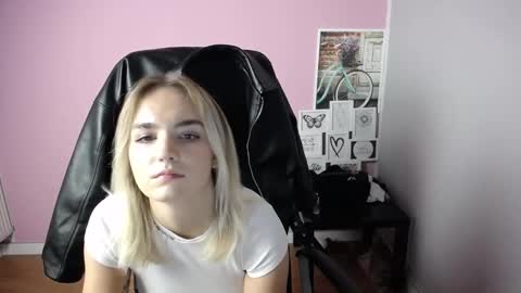 viktoria_lovely online show from 10.10.25