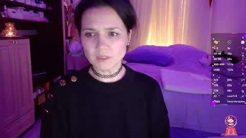 Snapshot of viktoriakiss chatting on 12.19.25 viktoriakiss online show from 12.19.25