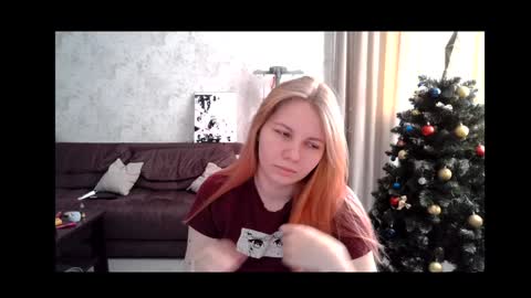 Snapshot of viktorlonsky chatting on 12.27.24 viktorlonsky online show from 12.27.24