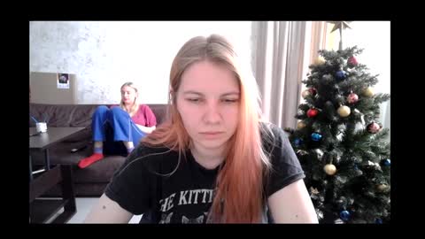 Snapshot of viktorlonsky chatting on 01.10.25 viktorlonsky online show from 01.10.25