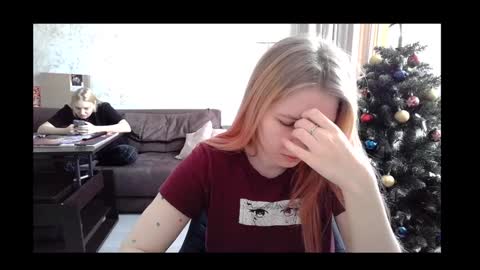 Snapshot of viktorlonsky chatting on 01.13.25 viktorlonsky online show from 01.13.25