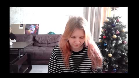 Snapshot of viktorlonsky chatting on 01.23.25 viktorlonsky online show from 01.23.25