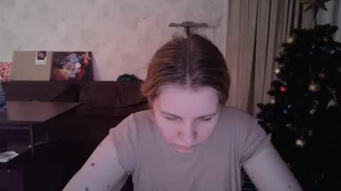 Snapshot of viktorlonsky chatting on 01.24.25 viktorlonsky online show from 01.24.25