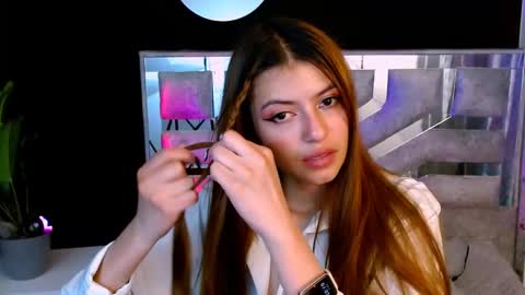 viky_evanss online show from 11.24.25