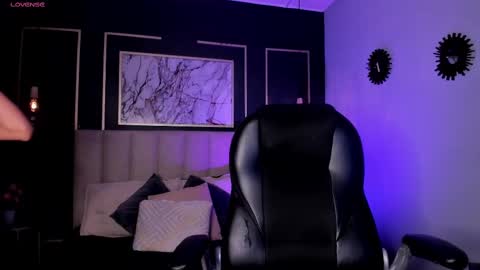 Victoria online show from 11.12.25